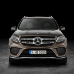 z predu Mercedes-Benz GLS 2015