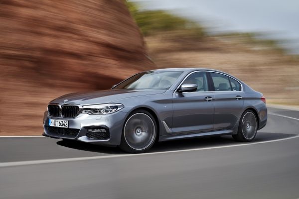 p90237242_lowres_the-new-bmw-5-series